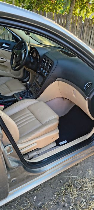 Vând sau schimb alfa Romeo 159 1.9 8v 120 cp
