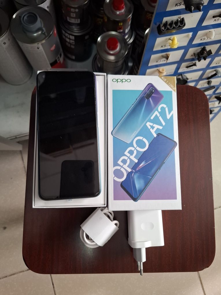 Продам смартфон OPPO