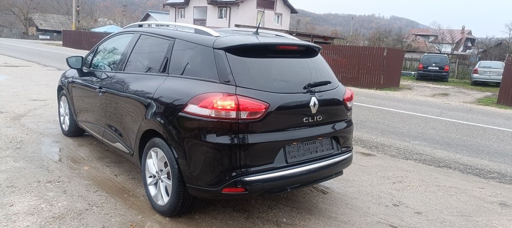 Renault Clio LIMITED an 2017 motor 1.5 dci 90 cp mașină impecabila
