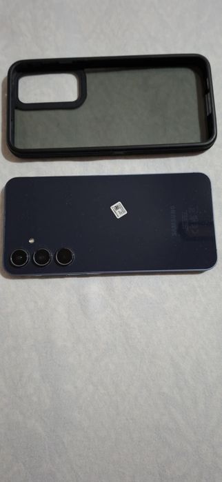 Продавам Samsung a55 5g