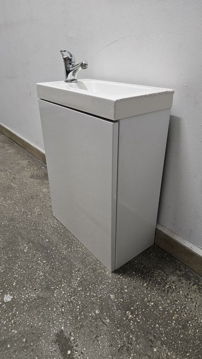 Chiuveta plus masca ingusta