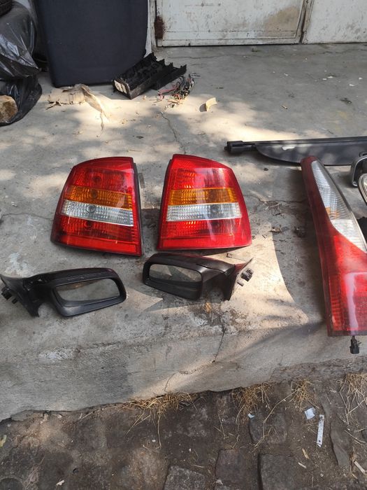 Стопове и огледала за opel astra hatchback от 98 до 2003 година