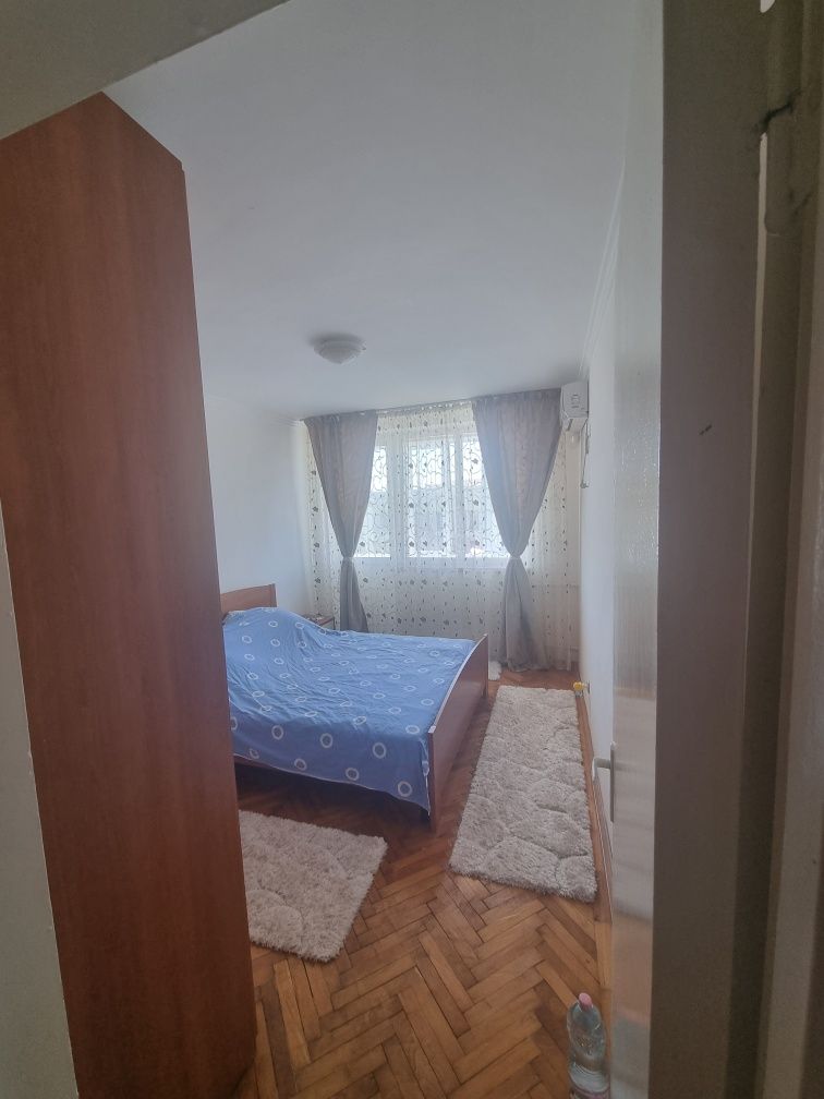 Apartament 4 camere in Motru(Gorj)