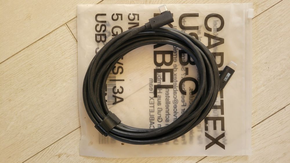 Кабел за Meta Quest 3