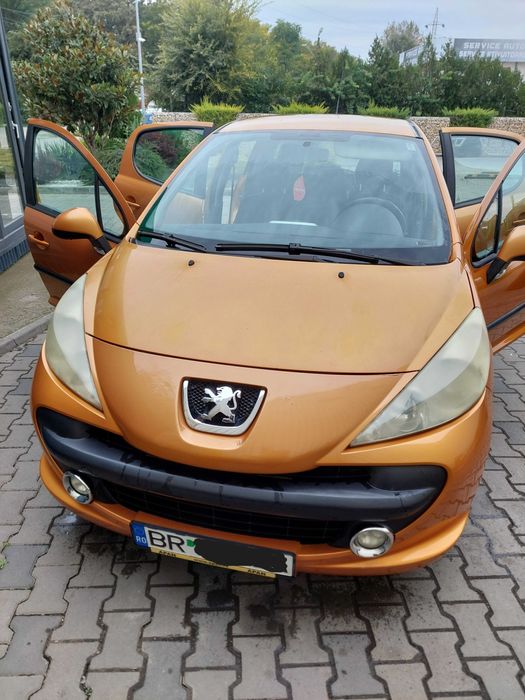 Peugeot 207 , 1,4 benzina
