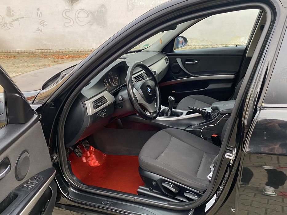 Bmw E90 Paket M 2.0 benzina 150Cp 6+1 viteze 2007 Euro 4 Proprietar