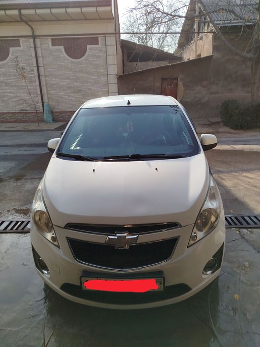 Spark 2010 yili 3 poz