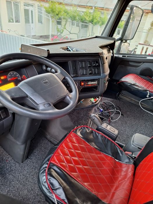 Semiremorca Schmitz, Cap tractor Volvo EEV FH 460