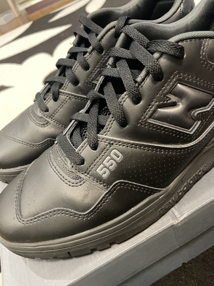 New balance 550 Triple Black номер 47,5