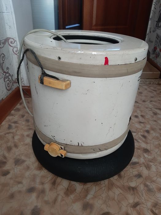 Выжималка-центрифуга