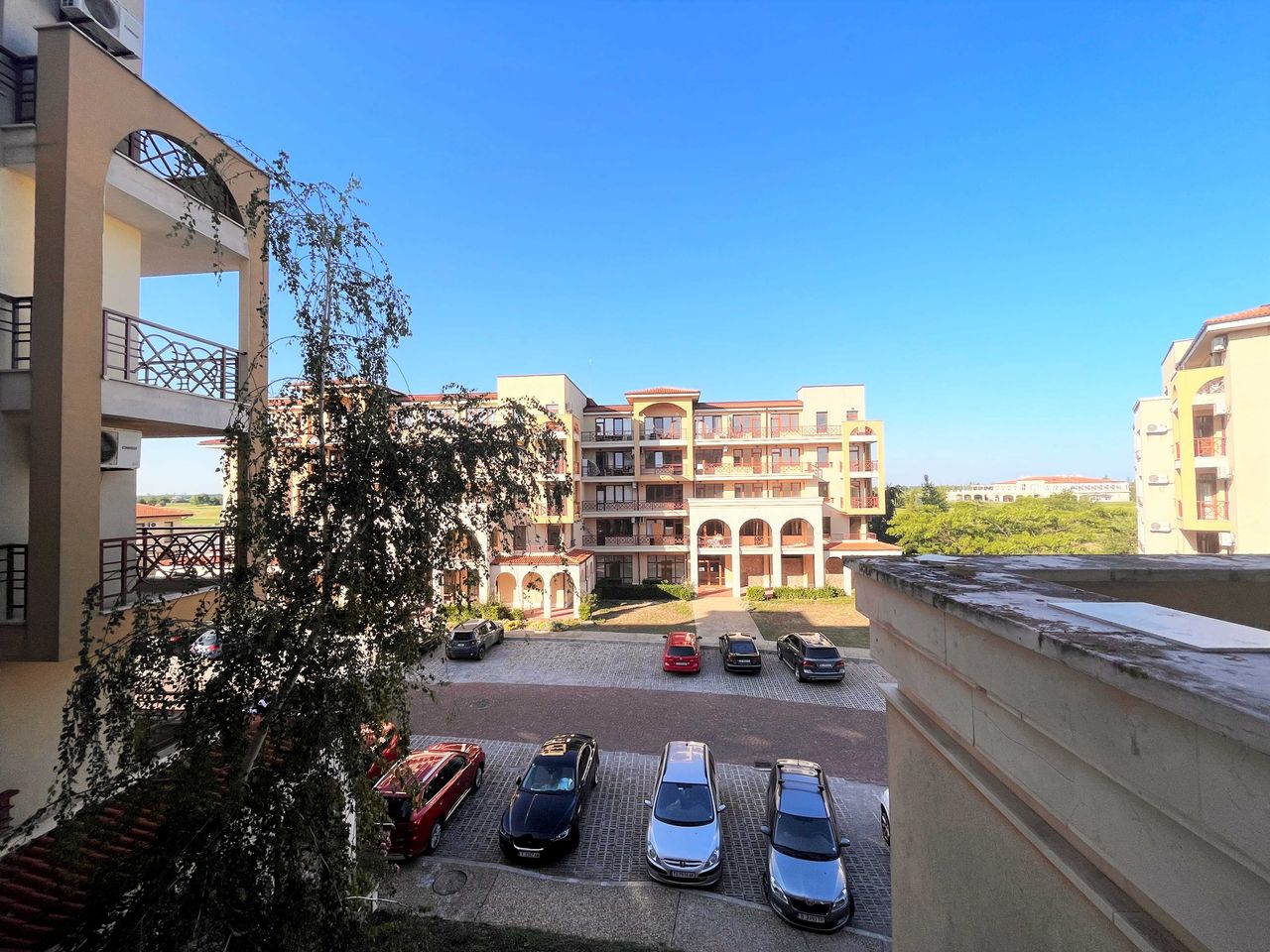 Продава се Двустаен апартамент в Балчик - 80 кв.м за 688 €/кв.м - Снимка #13