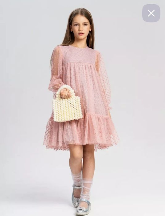 Нарядное платье на девочку