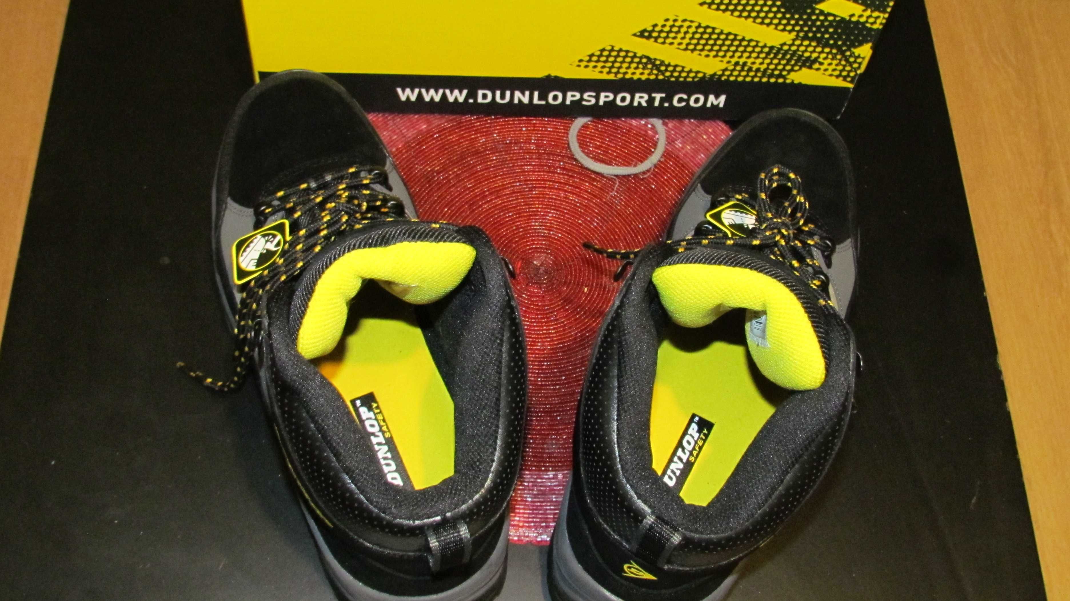 Продавам нови туристически обувки Dunlop Steel
