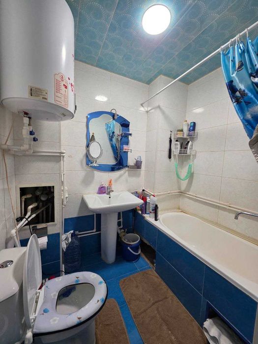 Продаётся 2х комн квартира на 3 этаже Ор-р 5 микрорайон Жомий