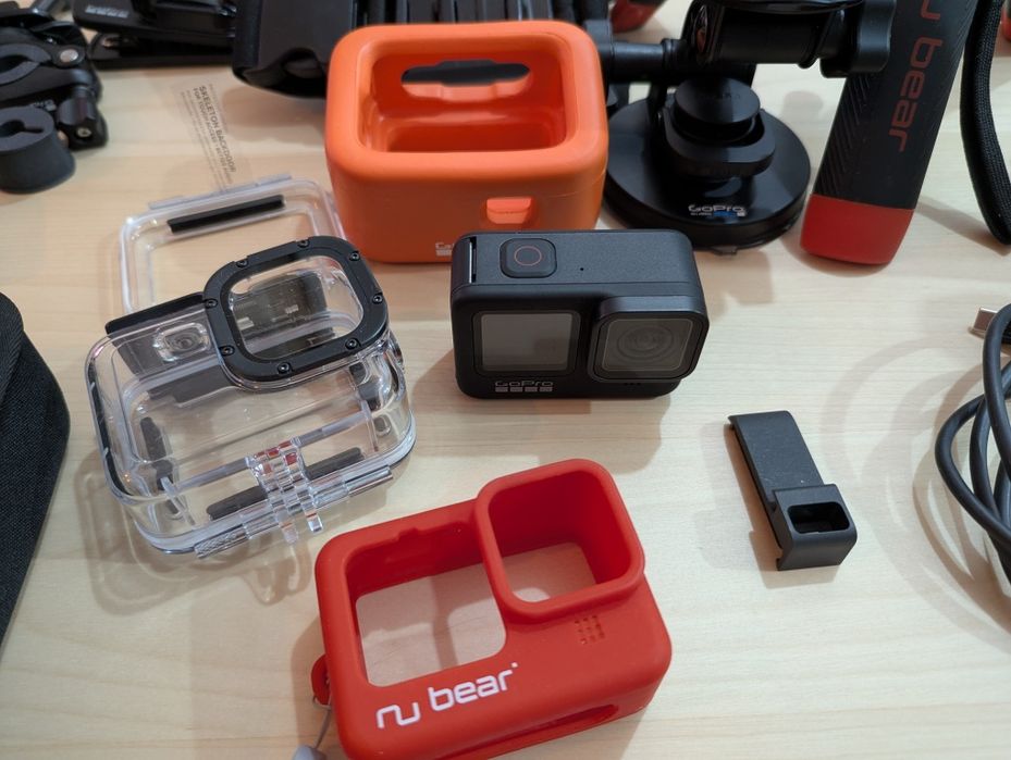 GoPro Hero 9 Black + Set Accesorii (Originale + Nubear) – Kit Complet