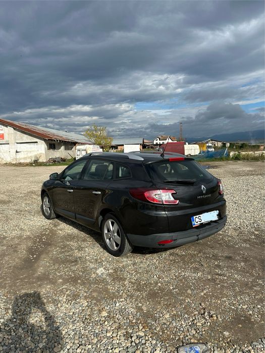 Vand renault megane 3 grandtour 1.5dci 110