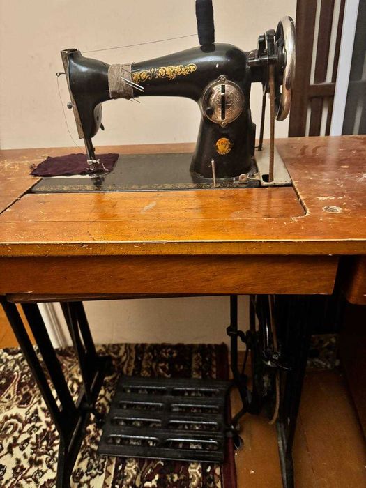 Продаю швейную машинку Подольск