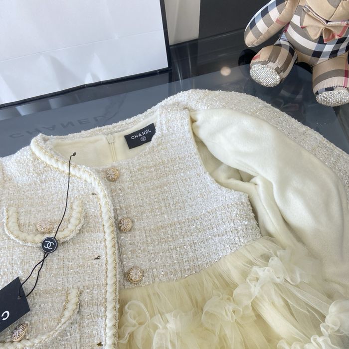 Set de fetiță: rochiță din tulle fin și sacou scurt din tweed ivory