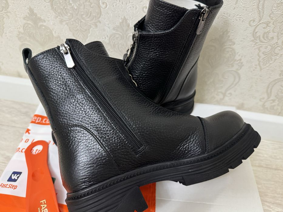 Продам женскую зимную обув