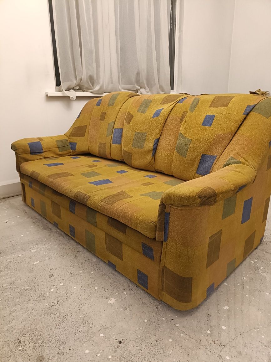 Продаю диван и кресло,  б/у. Диван 180 см ., кресло 100 см.