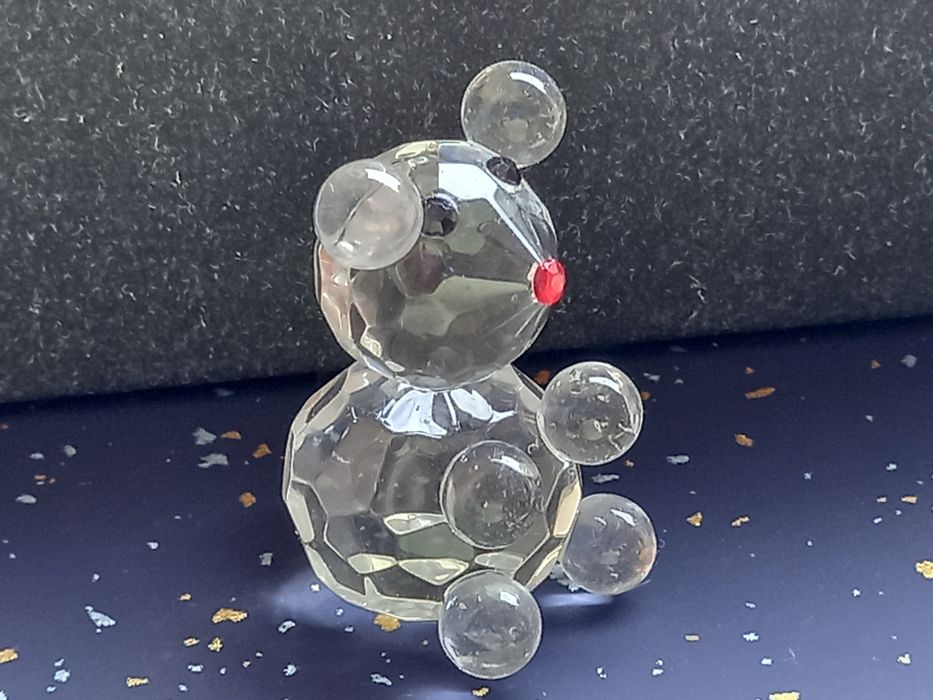 Кристални фигурки