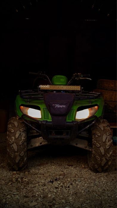 Vand sau schimb atv Arctic cat 500