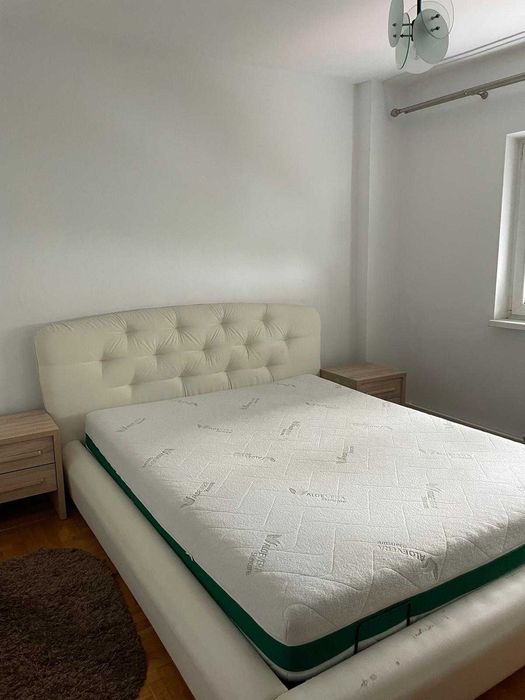 Inchiriez apartament in zona Cireșica