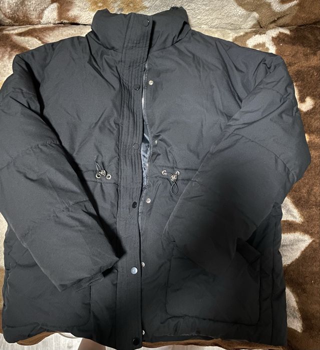 Продам   тёплую женскую  зимнюю куртку