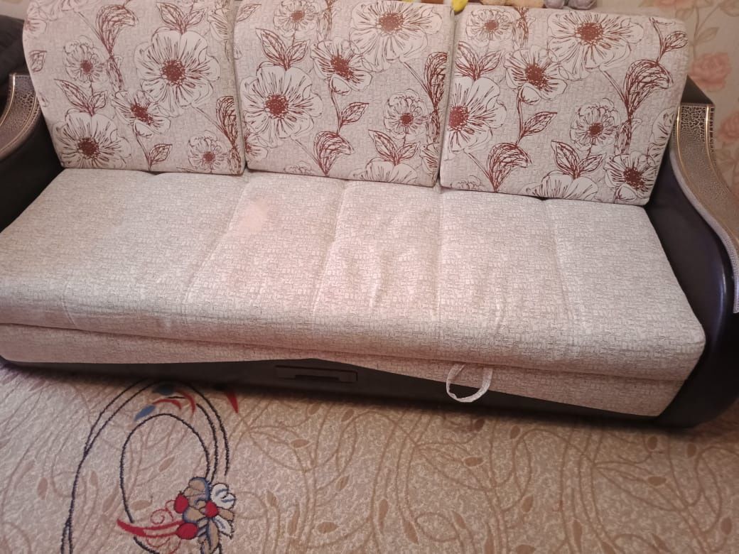 Продам диван,  б/у