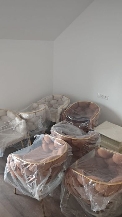 Scaune moderne pentru dining