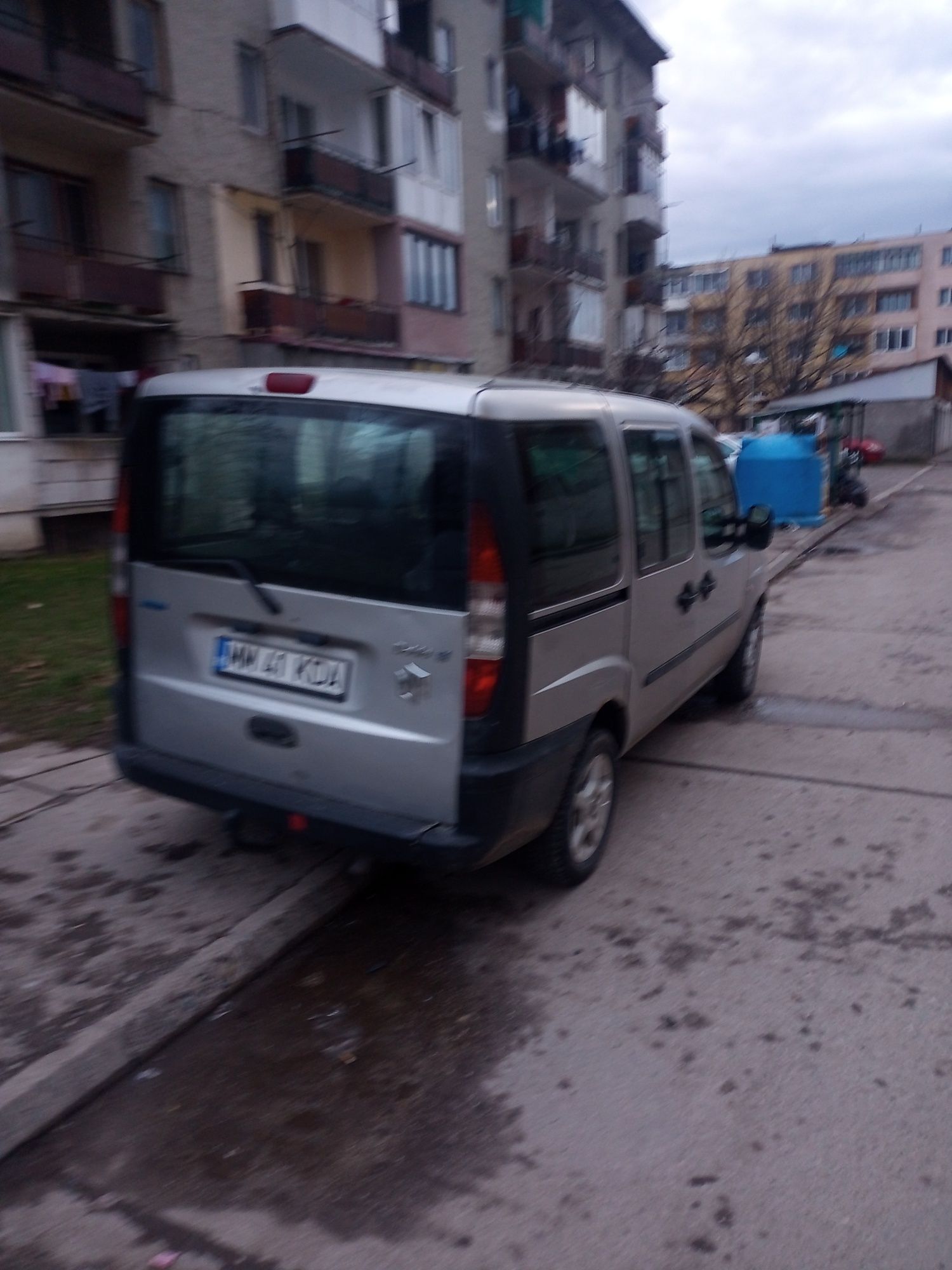 Vînd fiat doblo 2004