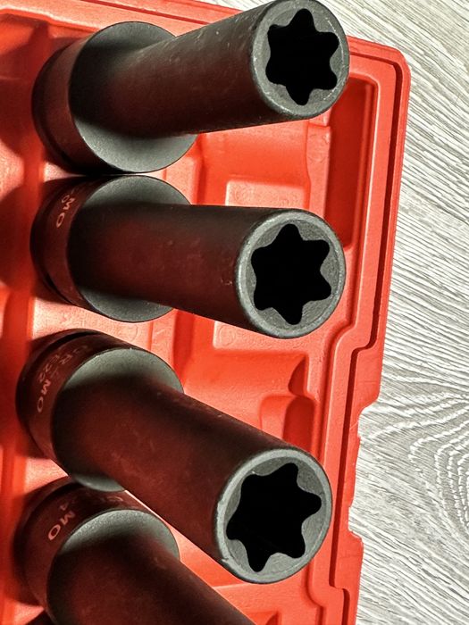 Trusa cu tubulare stelate si Torx de impact 3/4 12 laturi