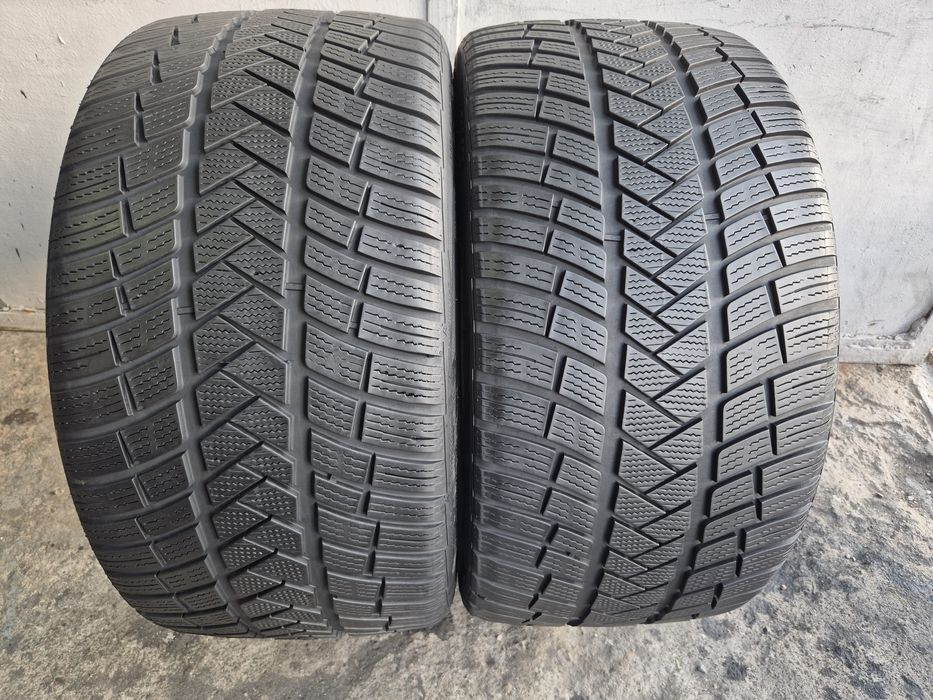 275 30 20 Anvelope de iarnă Vredestein