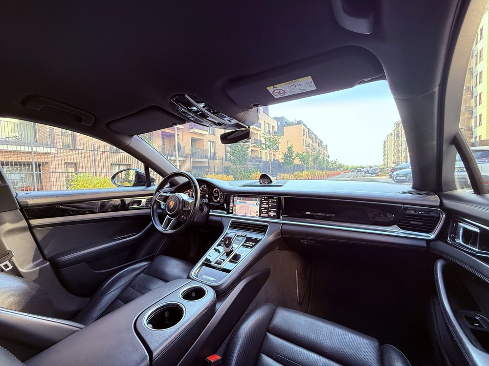 Porsche Panamera 4S Matrix Chrono