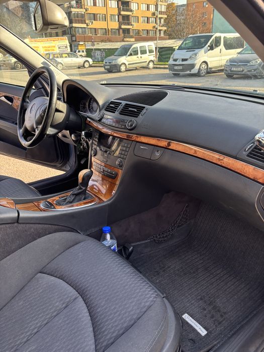 Mercedes benz E220