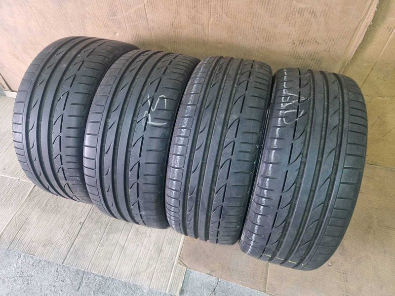 4 Bridgestone R18 225/40-245/35 Pachete sportive PNENE de vară DOT4317