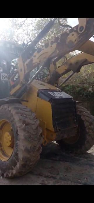 Caterpilar 434F2013