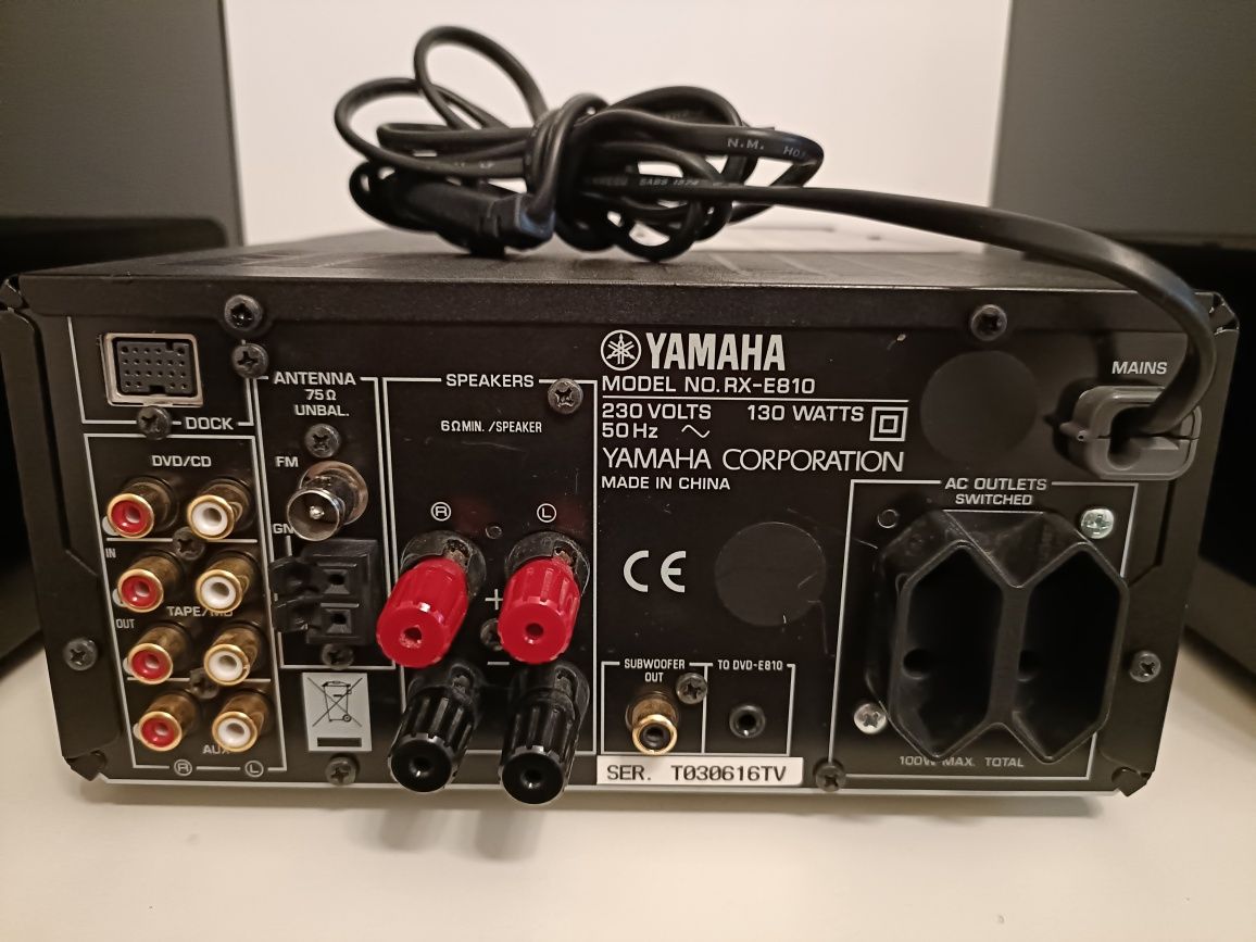 Yamaha RX E 810, amplificator, tuner, perfect funcțional, sunet bun