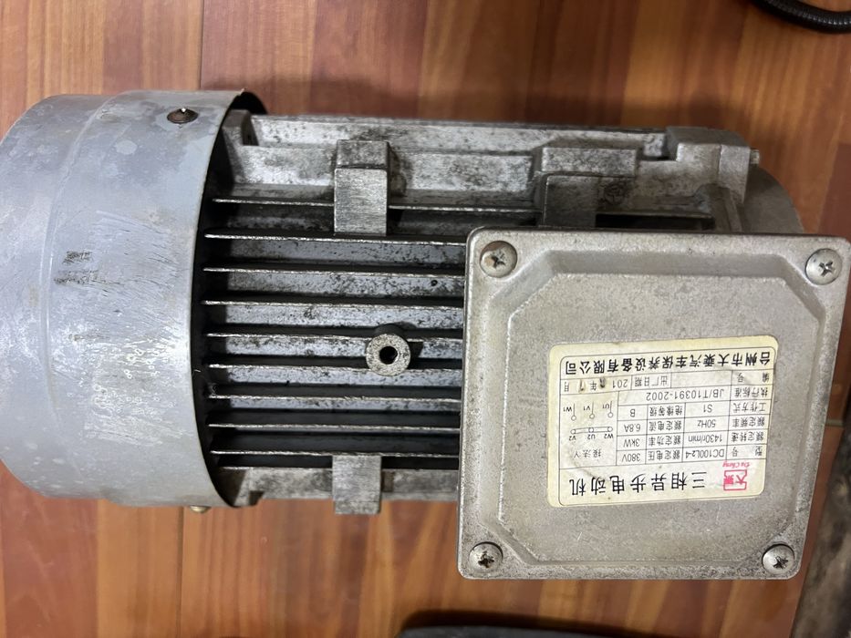 Двигатель 380 новый не пользованный 1430 об/мин, 3 кв