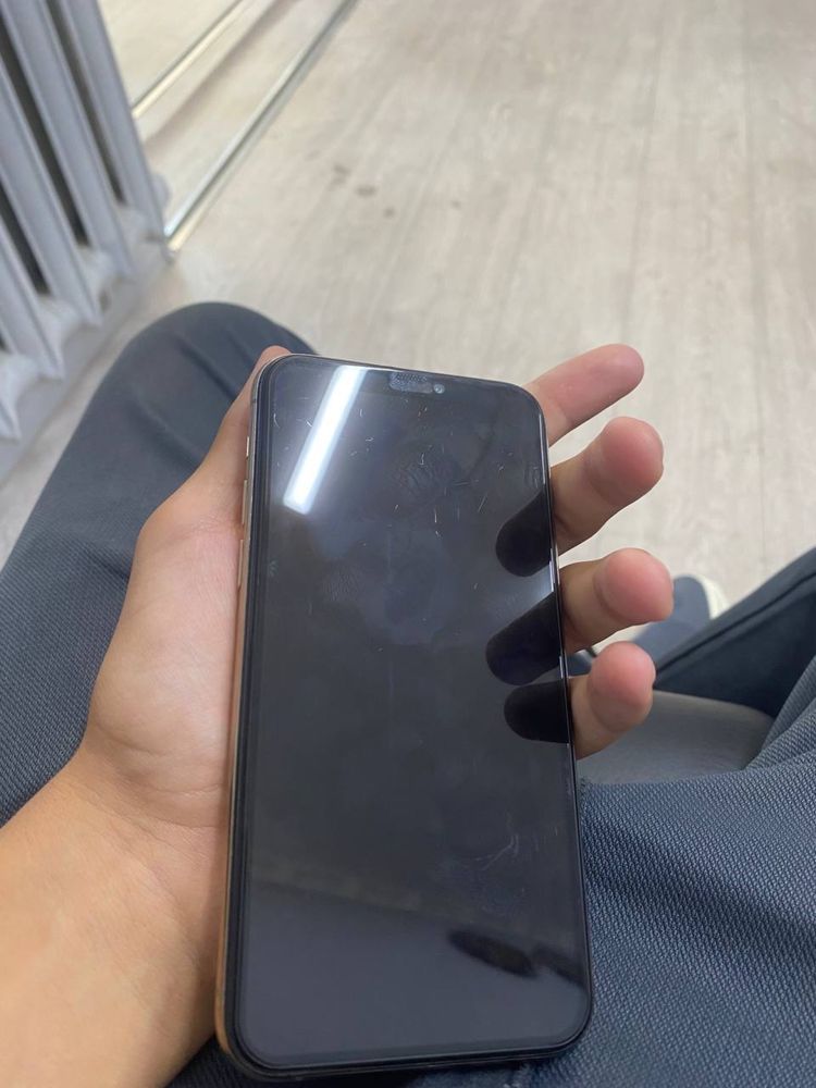 Iphone 11pro  gold