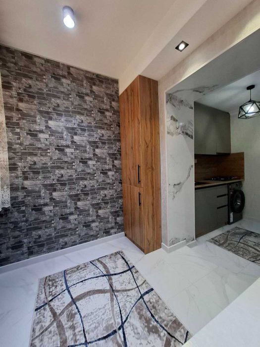 №3615. 1-хонали Уй Сотилади.