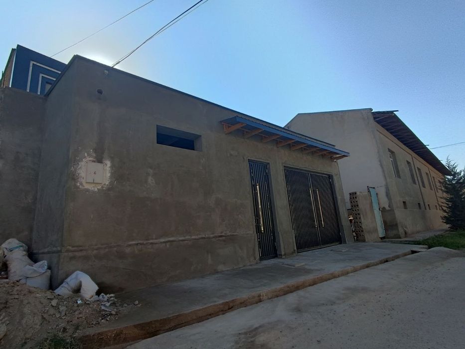 Уч Кахрамон Шредирда хайтек каробка сотилади