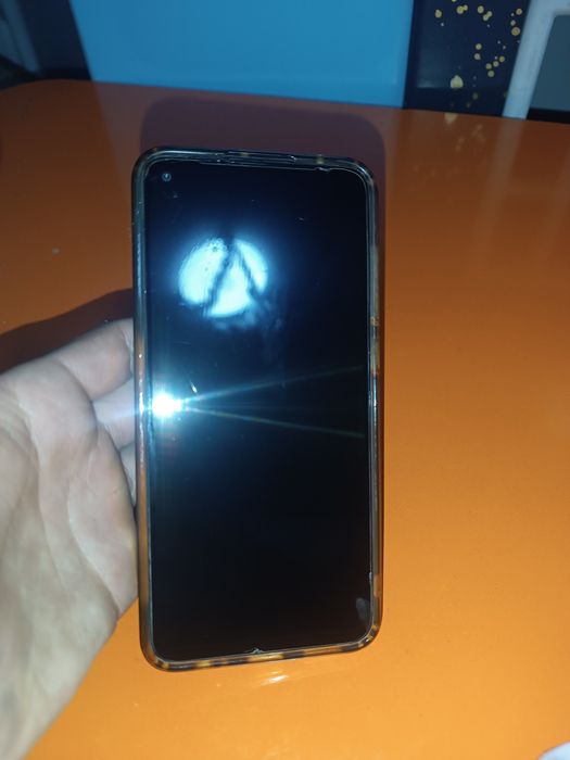 REDMI NOTE 9 hozirgacha buzilmagan usta koʻrmagan.Ichi ochilmagan