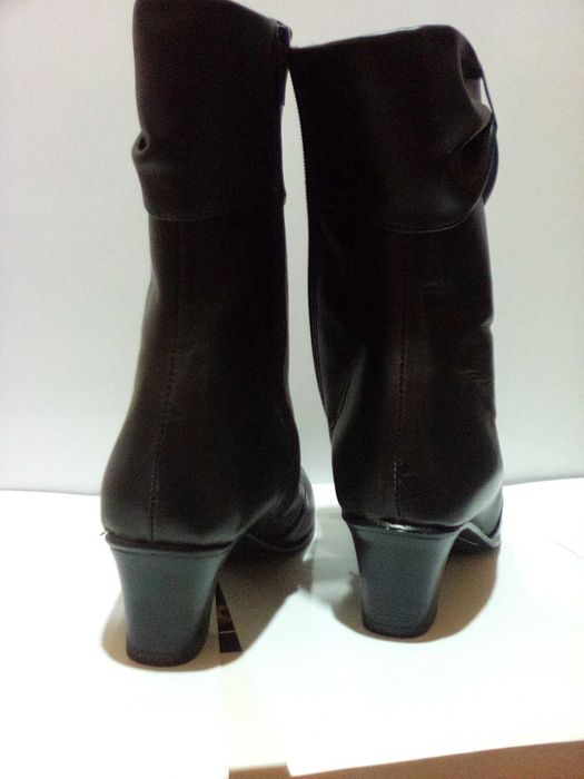 Кожени боти. Нови, български.