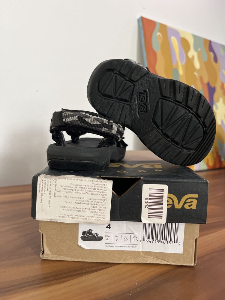 Детски/бебешки сандали Teva 19