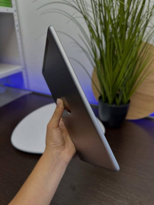 Tableta Apple iPad 6 , Perfect Functionala cu 95% Bateria