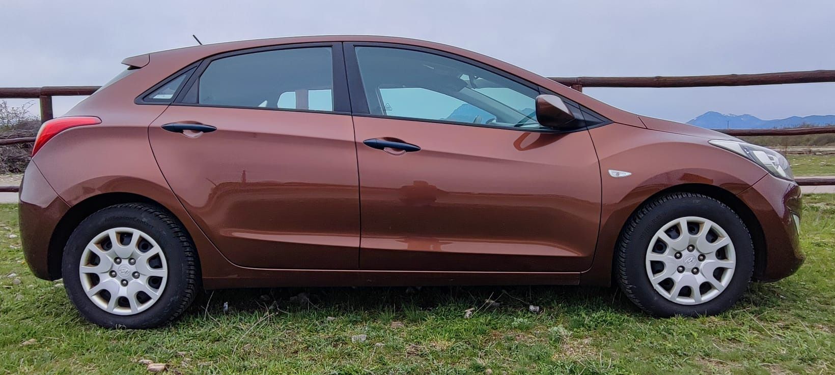Hyundai i30 hatchback 2013 1,4 benzina 132000 km