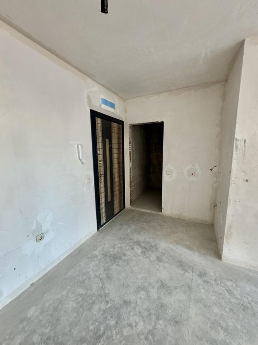 Продава се Двустаен апартамент в Бургас, Славейков - 61 кв.м за 1681 €/кв.м - Снимка #3