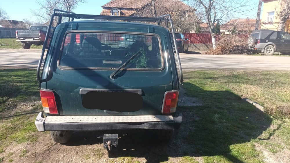 Vând Lada Niva 2008