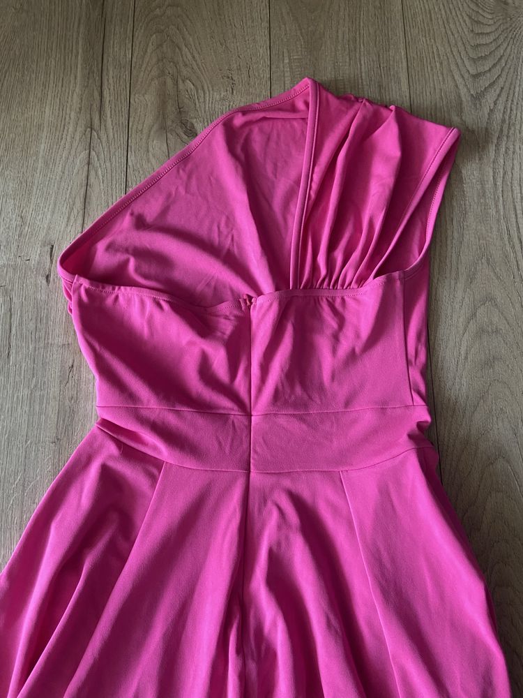 Rochie lumga roz de ocazie